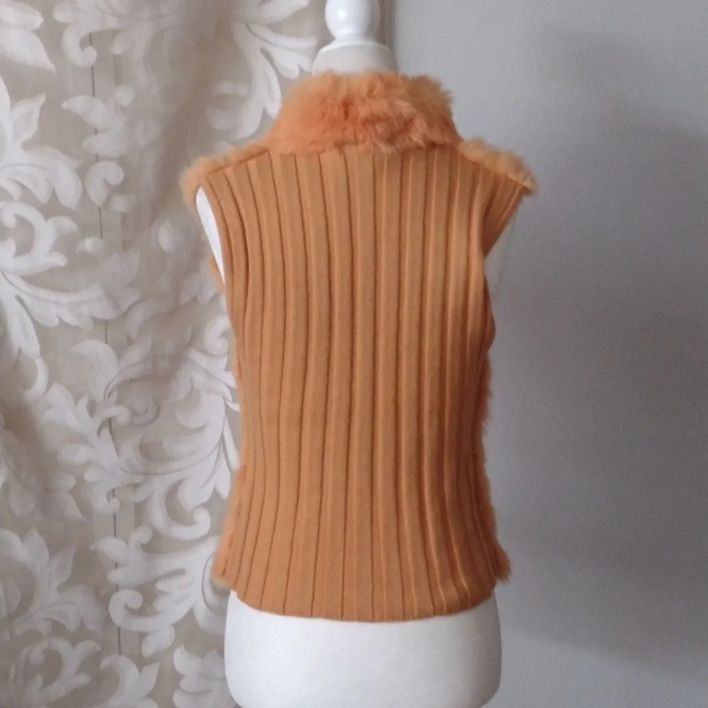 Rabbit Fur Vest in Orange XS - Picture 2 of 5